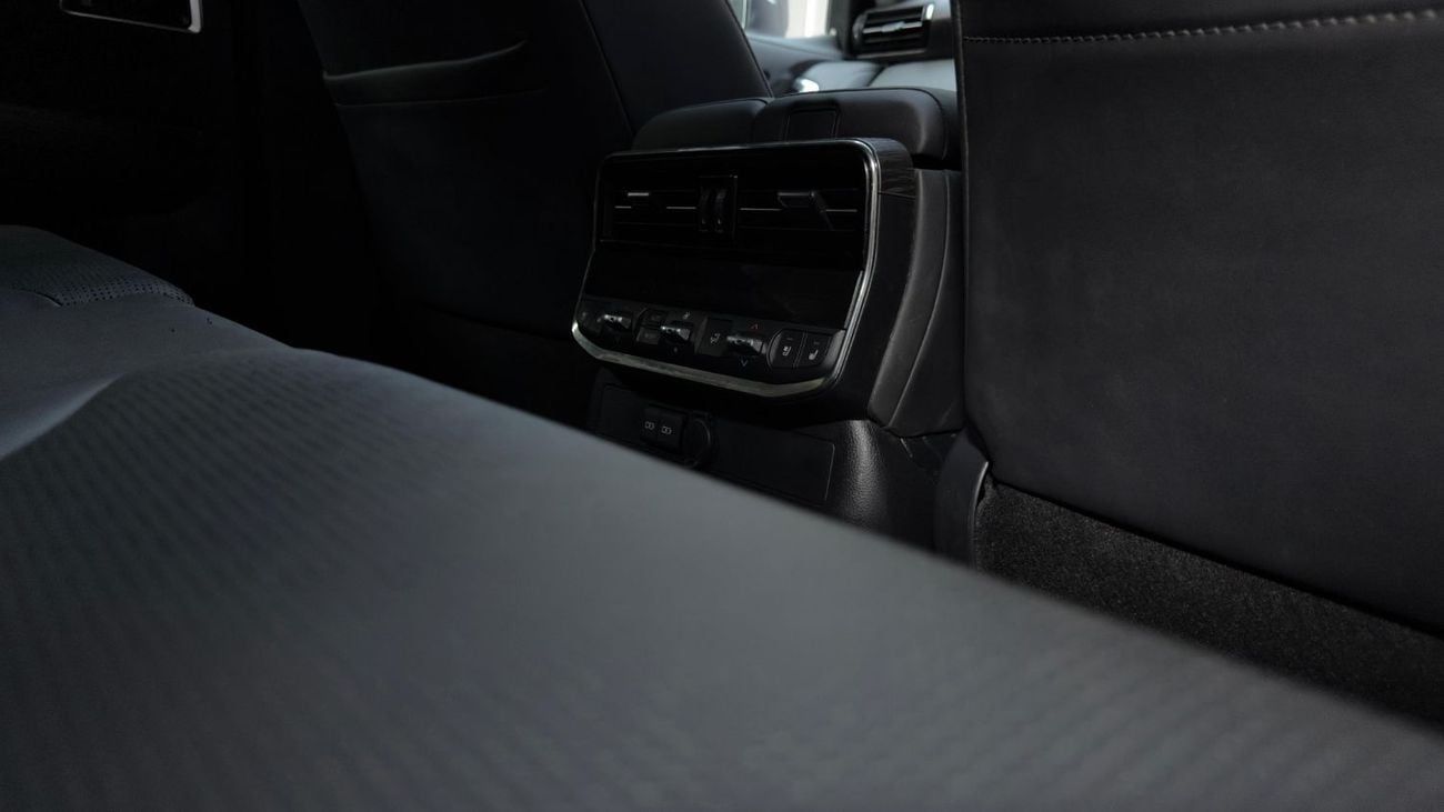 Toyota Land Cruiser DIESEL ,GR SPORT ,LC 300 ,RIGHT HAND DRIVE ,3,3 LITER