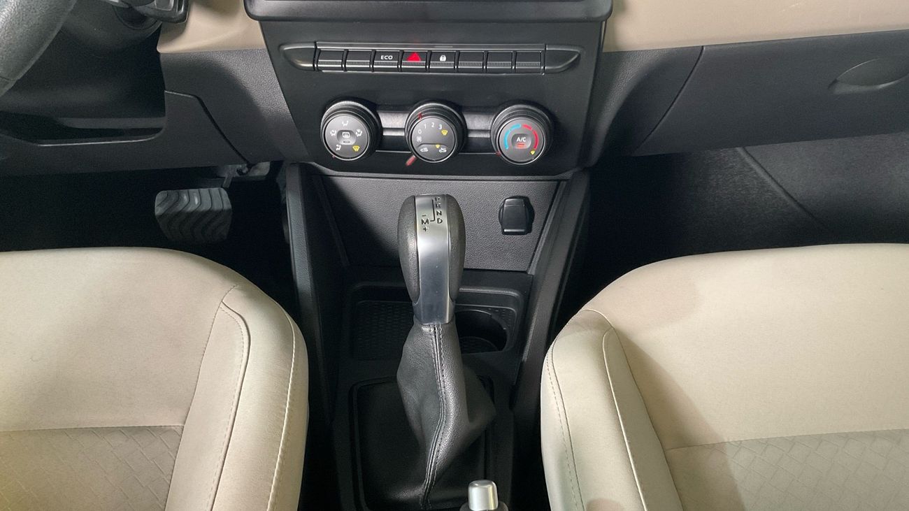 رينو داستر 1.6 L 115 2WD AUTO PE ABS | شامل الضمان | 0 ﺪﻔﻋﺓ ﺃﻮﻟﻯ