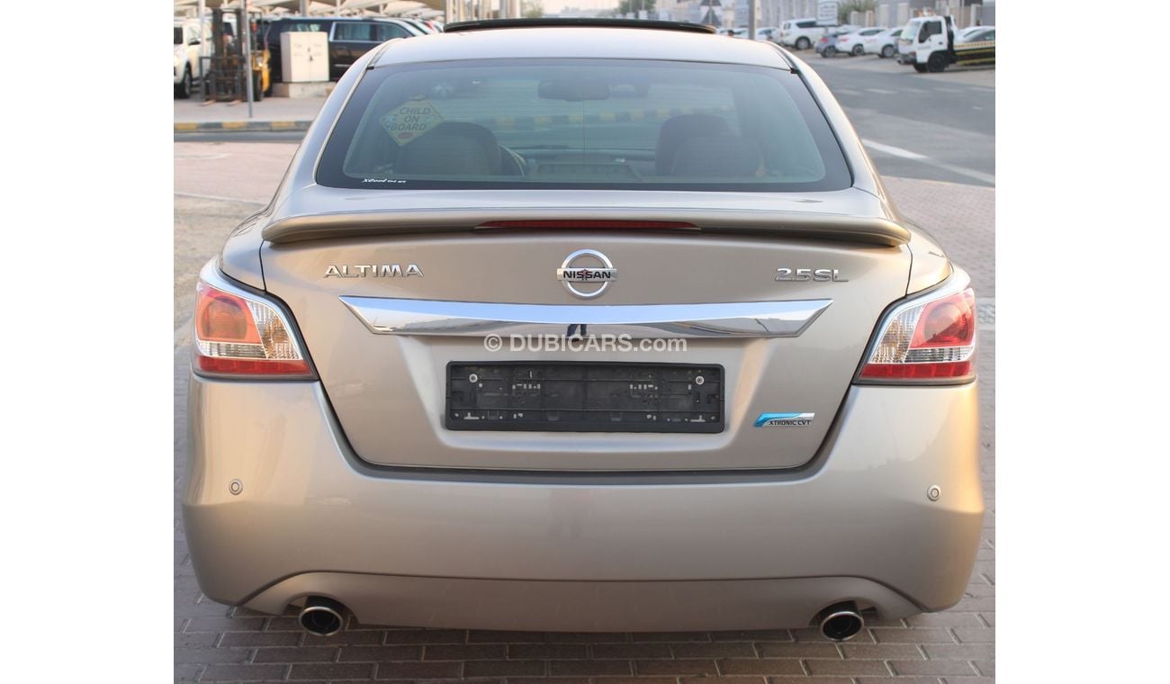 نيسان ألتيما نيسان التيما 2014  فل اوبشن خليجي بحالة ممتازة بدون حوادث