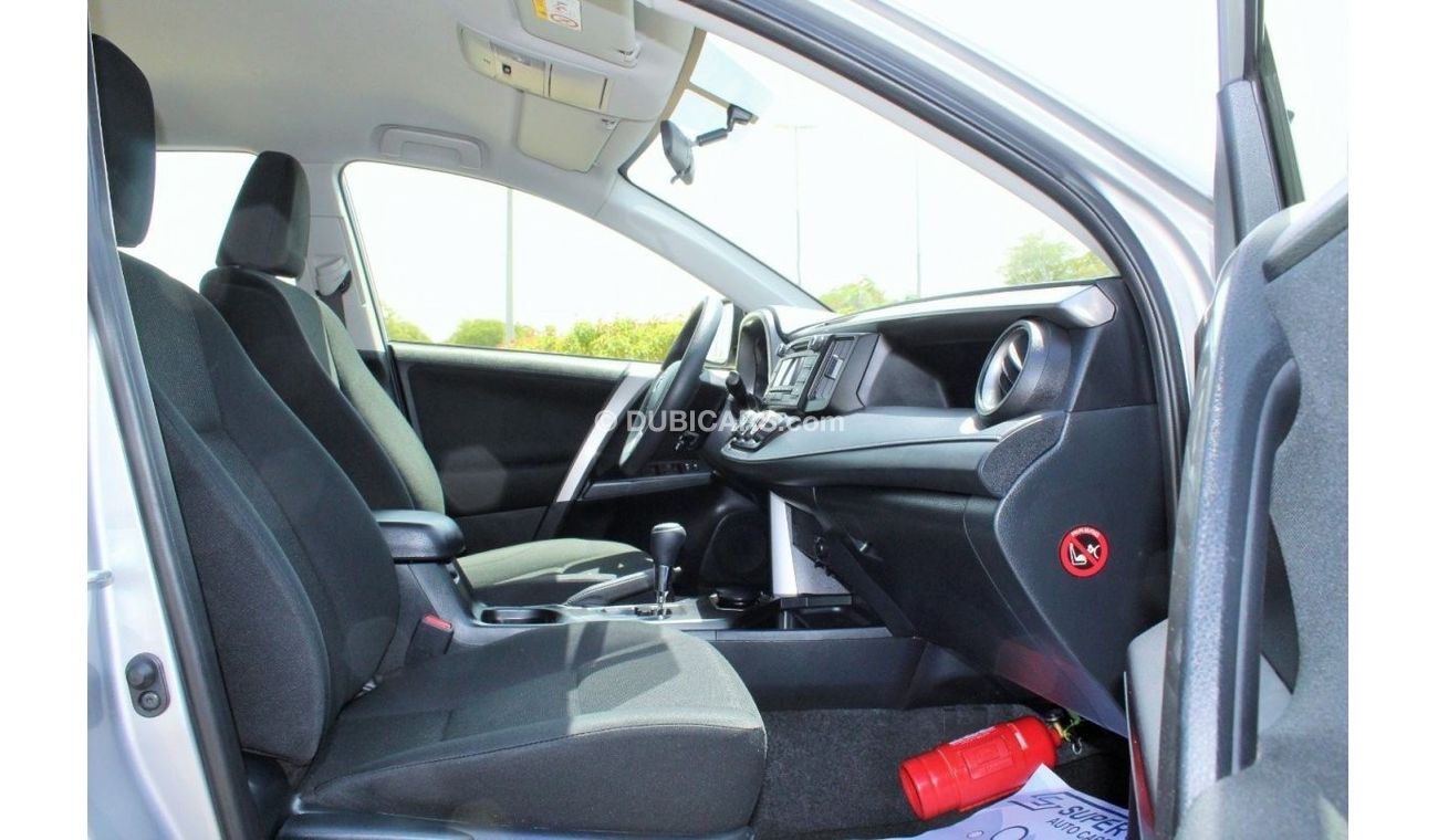 Toyota RAV4 EX 2018 GCC WITH AL FUTTAIM SERVICE HISTORY LOW MILEAGE IN MINT CONDITION