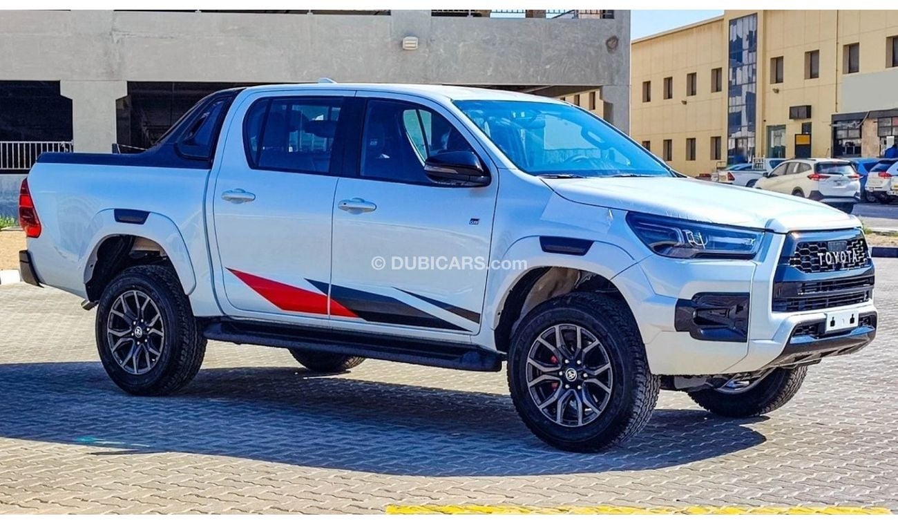 تويوتا هيلوكس HILUX GR 2.8L