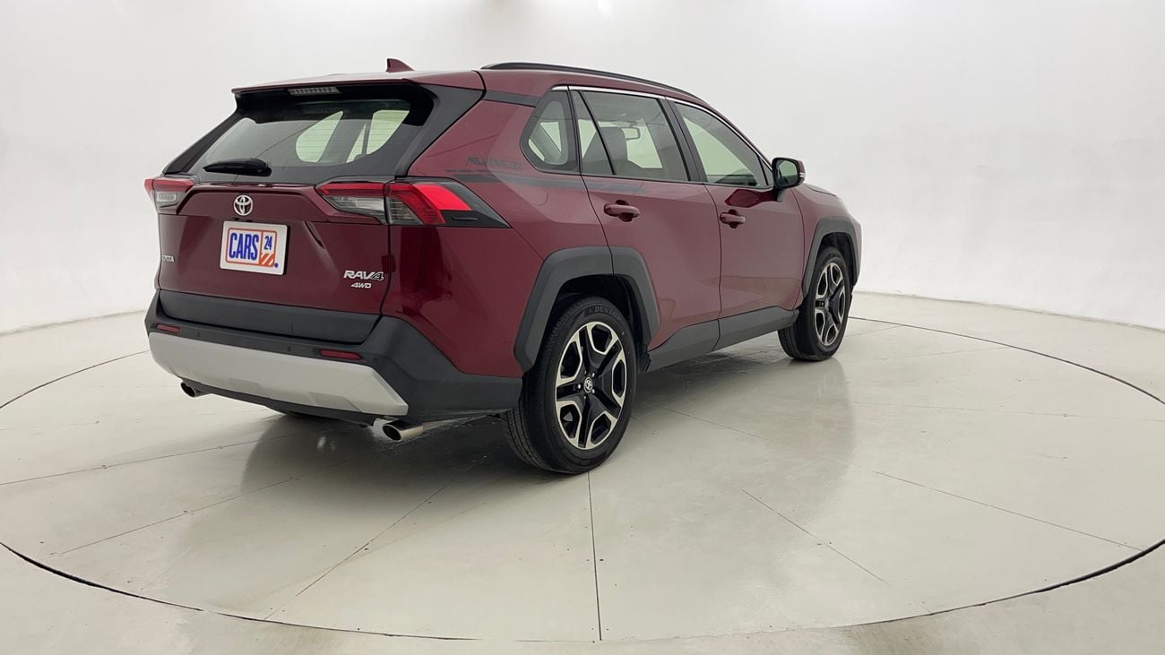 تويوتا راف ٤ ADVENTURE 2.5 | بدون دفعة مقدمة | اختبار القيادة في المنزل