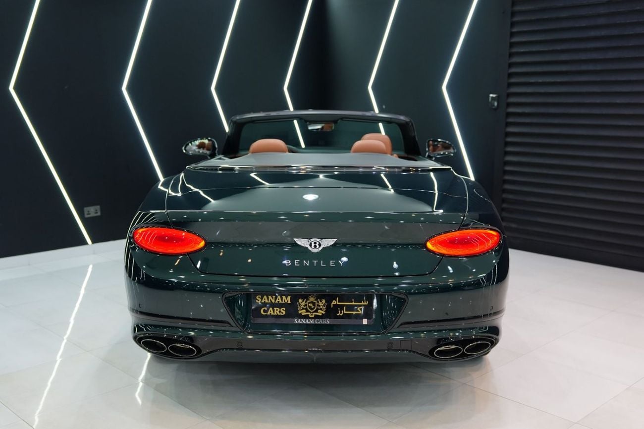 Bentley Continental GT 2022 Continental GTC V8, Carbon Interior, Rotating Display, Touring Specification, Dealer Warr + Ser