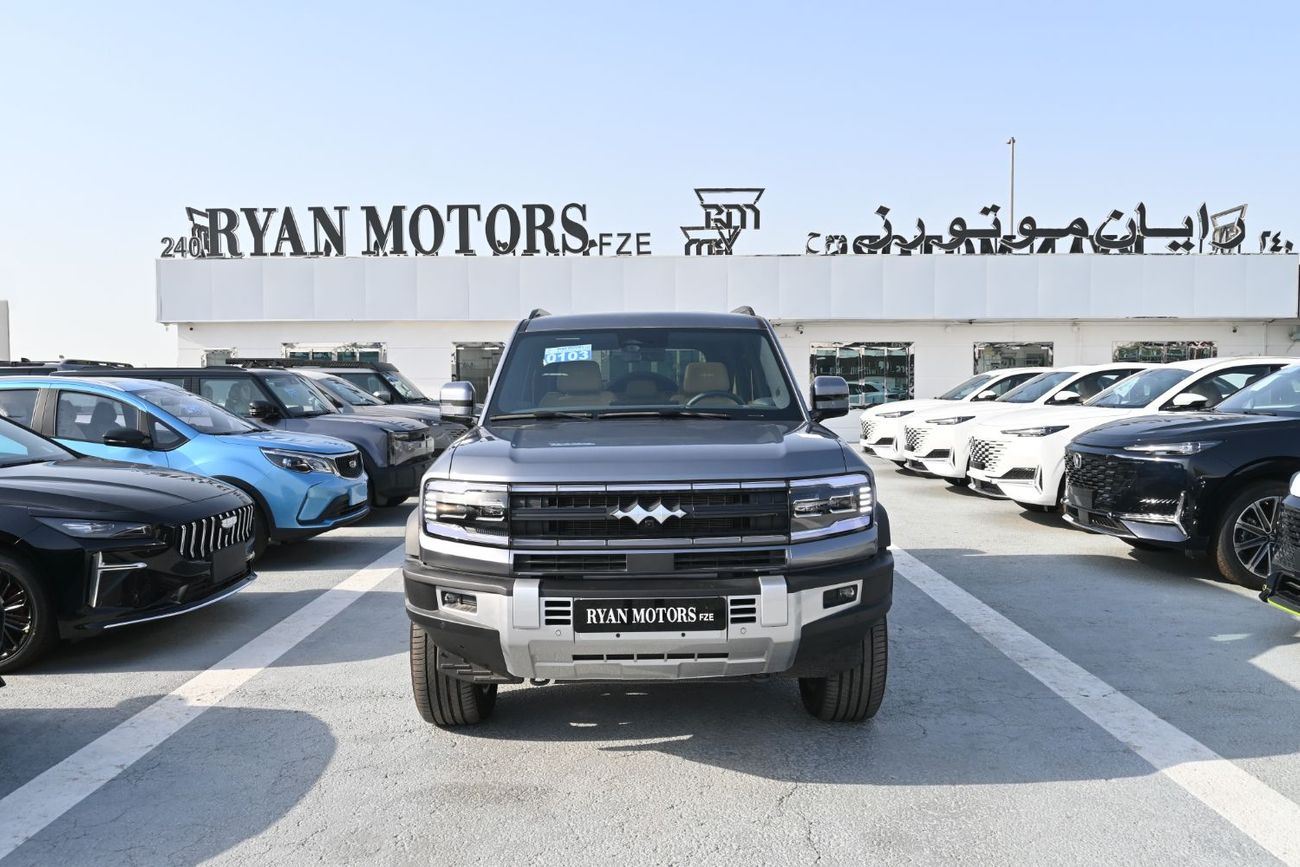 BYD Leopard 5 BYD Leopard 5 Flagship 1.5L Turbo + Plug-In Hybrid Dual Motor Model 2024 Color Grey