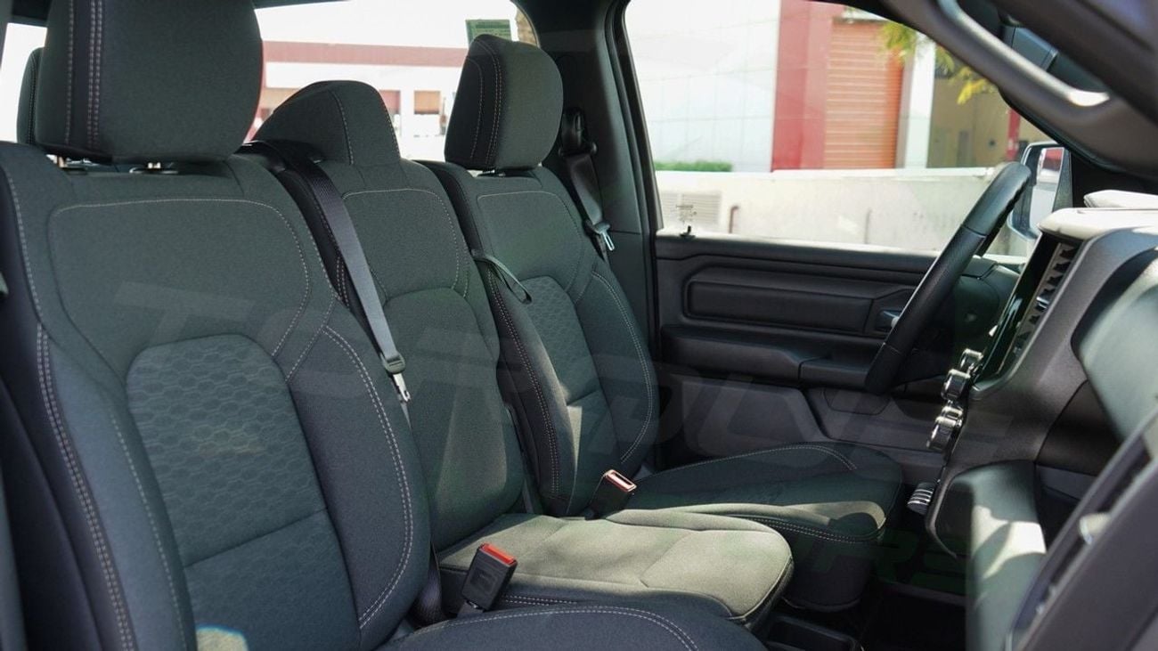 RAM 1500 ( Only For Export ) 2025 RAM 1500 Tradesman Hurricane SO 3.0TT Crew Cab 4X4 GCC  BRAND NEW
