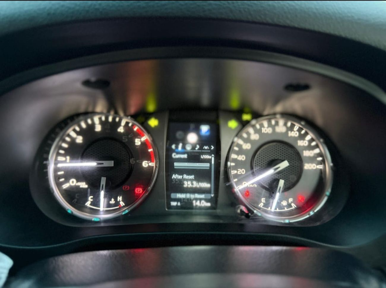 Toyota Hilux Pickup 2022 Model RHD DIESEL ENGINE GR SPORTS Full Option Very Clean AND PERFECT CONDITION