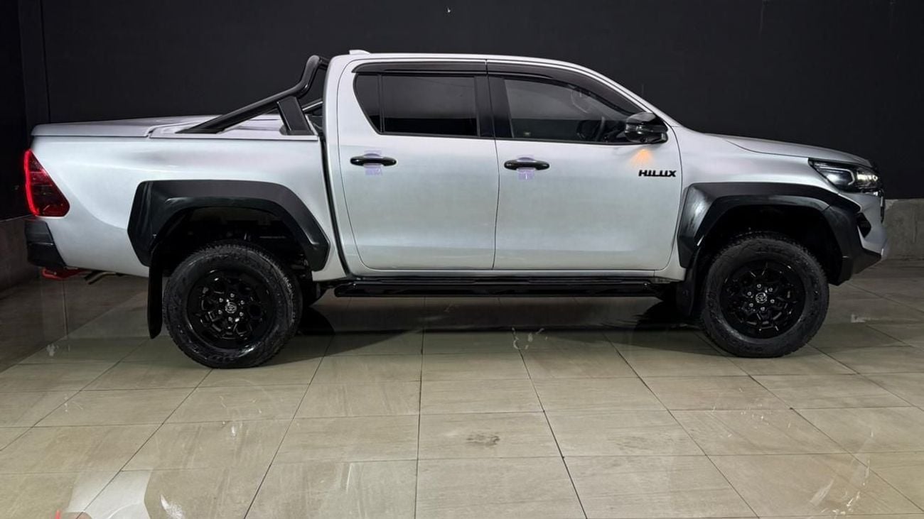 Toyota Hilux TOYOTA HILUX PICK UP GR SPORT 2024 (SILVER  ) 4WD AT DIESEL = RIGHT HAND
