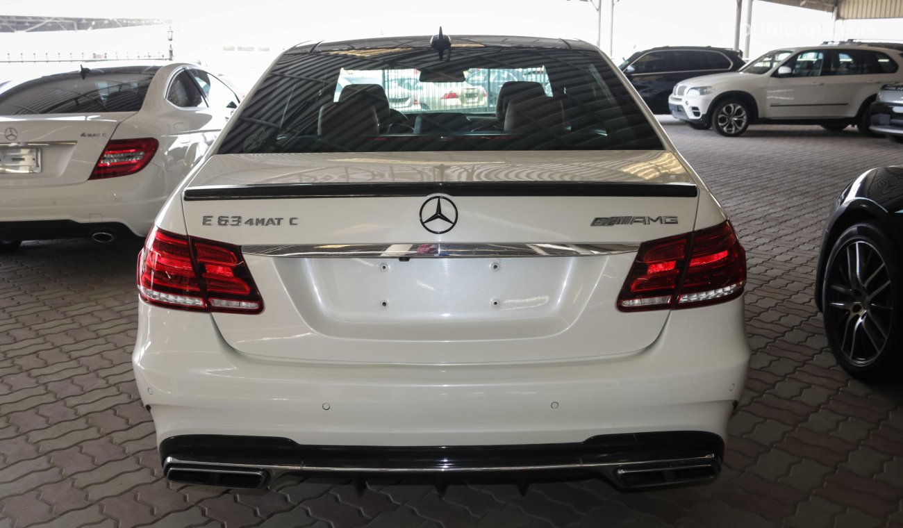 مرسيدس بنز E 63 AMG S 4Matic