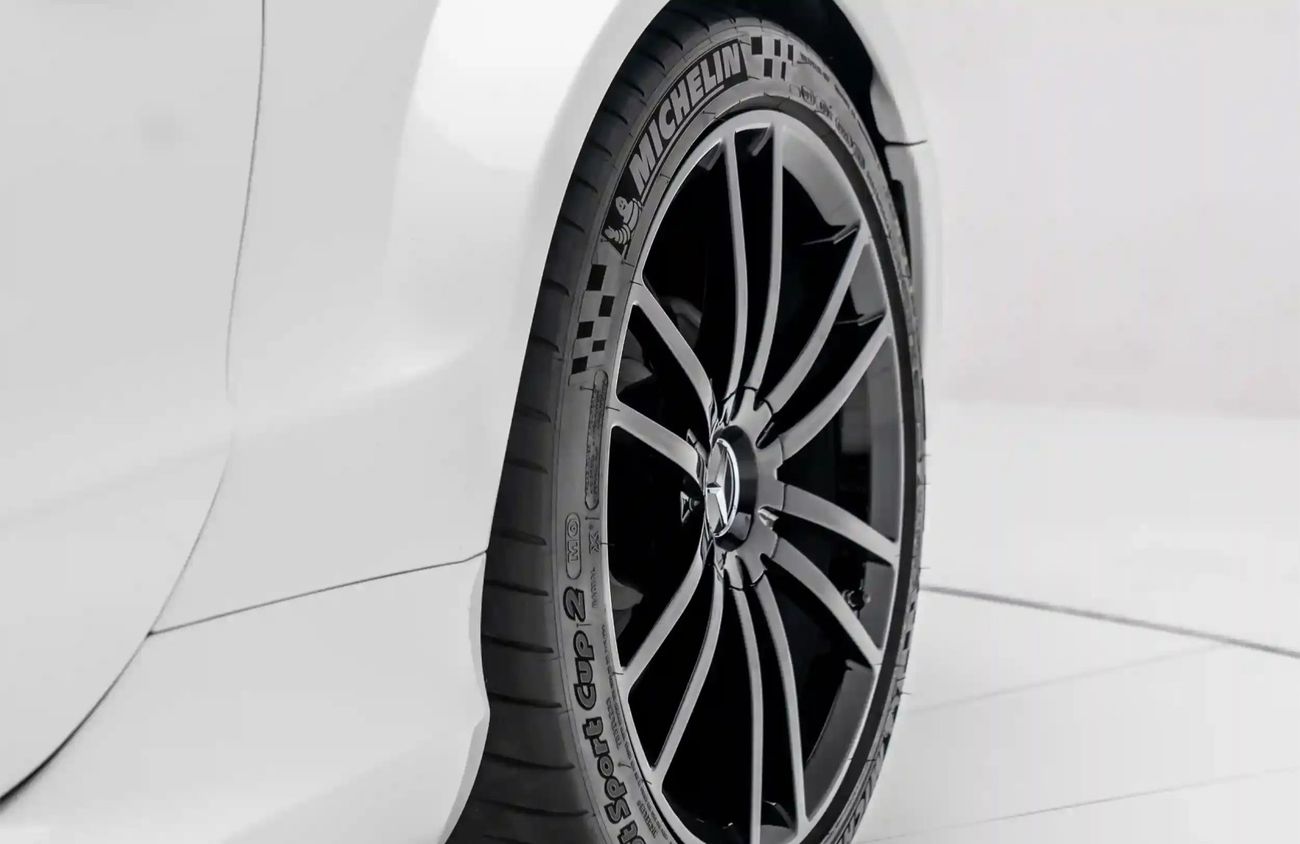 BRABUS SL65 - Mercedes-Benz 6.0L V-12 Bi-Turbo Engine