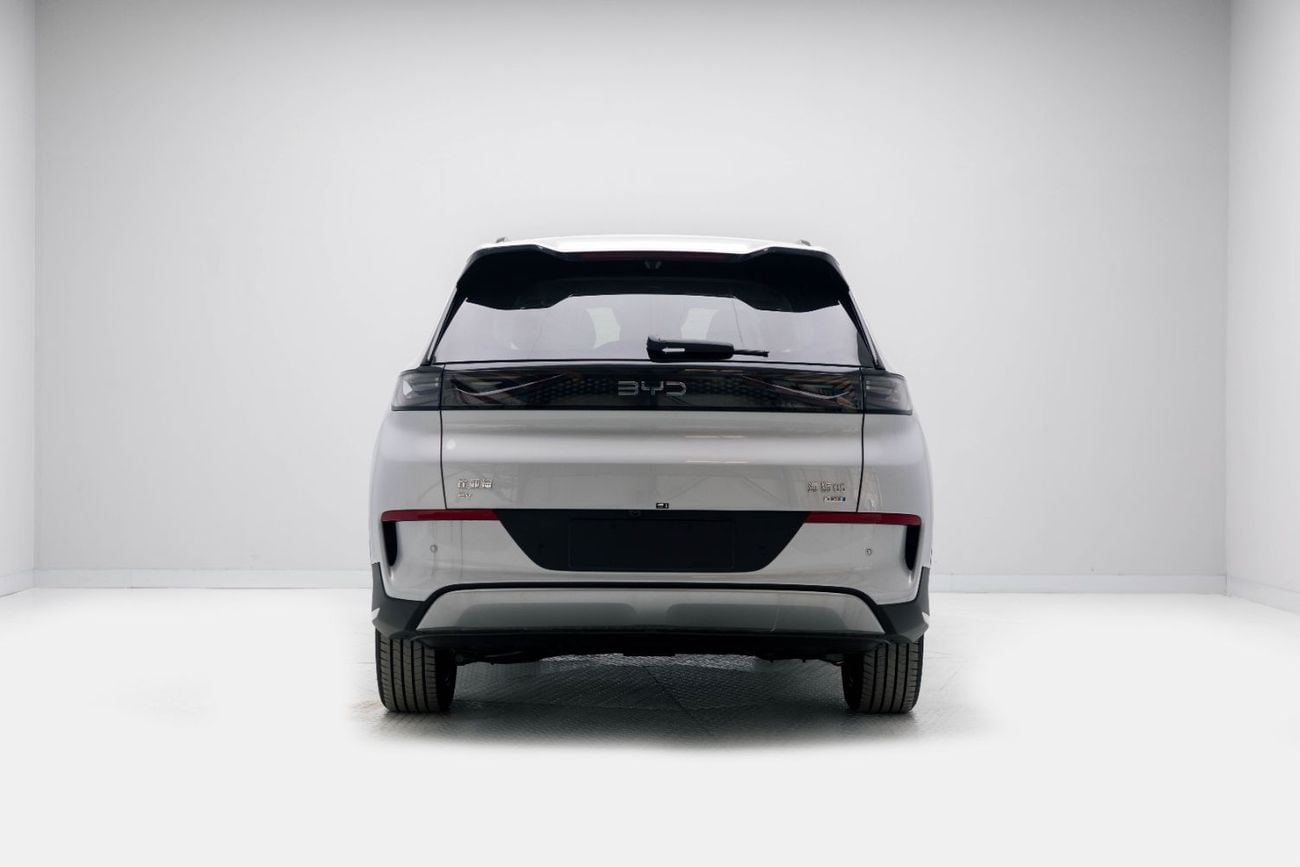 BYD Sealion 05 Intelligent Navigation - Sea White Inside White | Export Only