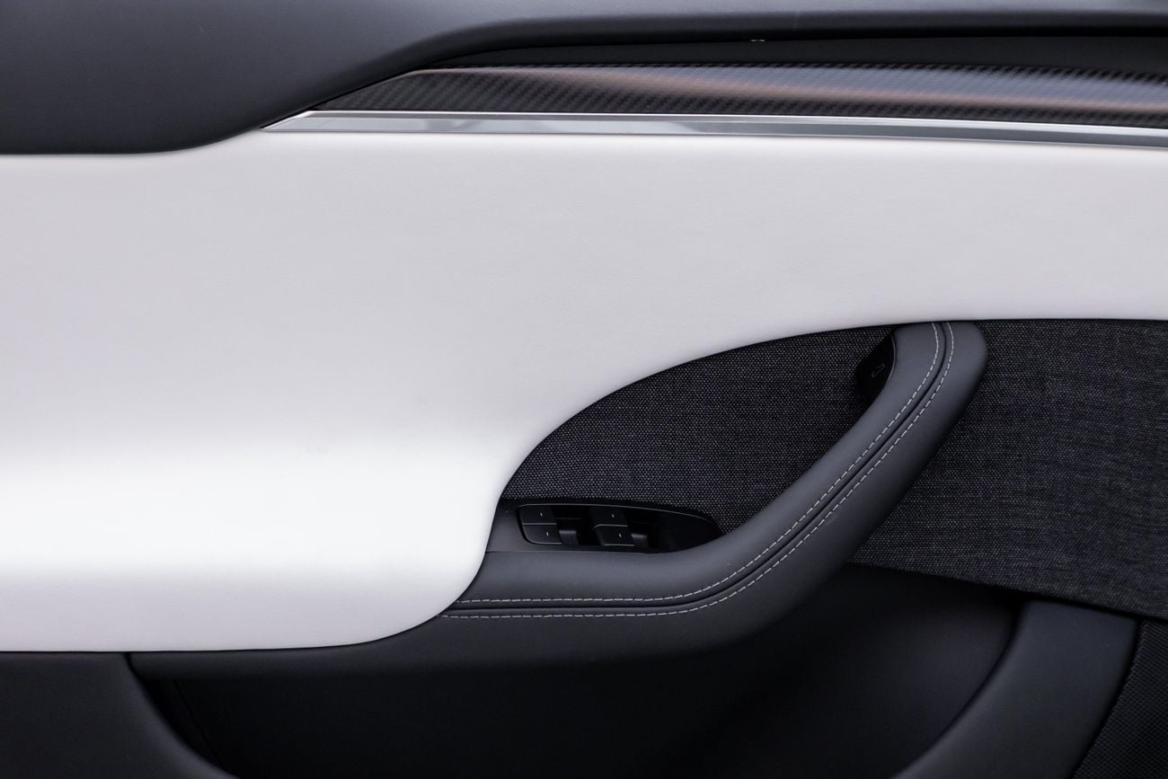 تسلا Model S Model S Plaid | 5,092 P.M | 0% Downpayment | TESLA WARRANTY