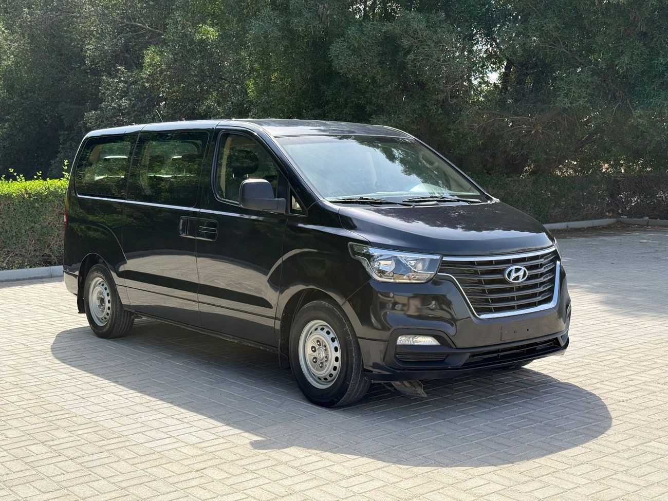 Hyundai H-1
