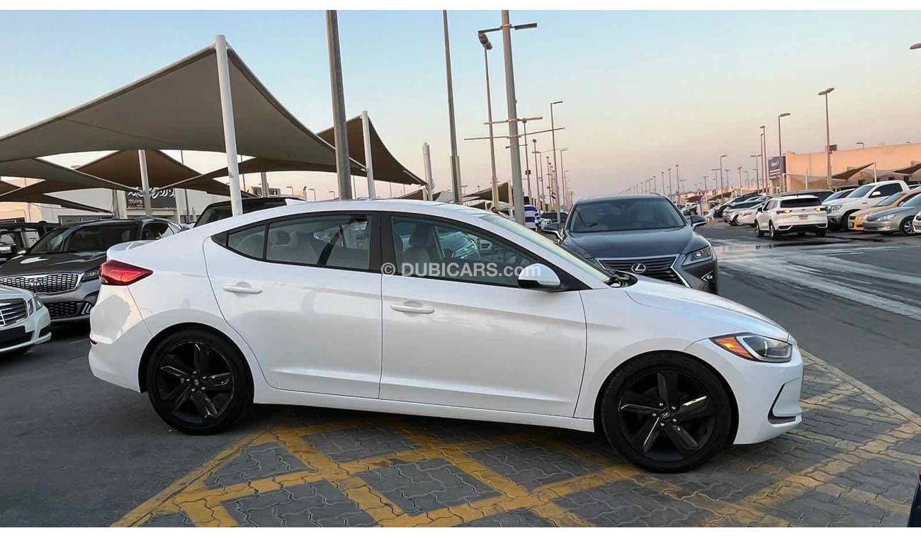 Hyundai Elantra ‏ ‏
