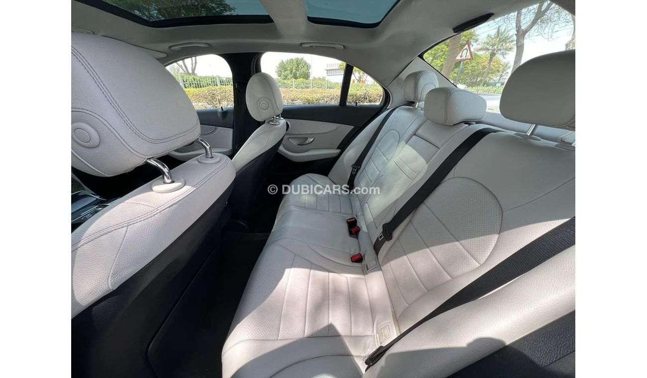 Mercedes-Benz C 300 Luxury MERCEDES BENZ C300 2015 KIT C63 AMG FULL OPTIONS IN LOW MILEAGE WITH DEALER WARRANTY