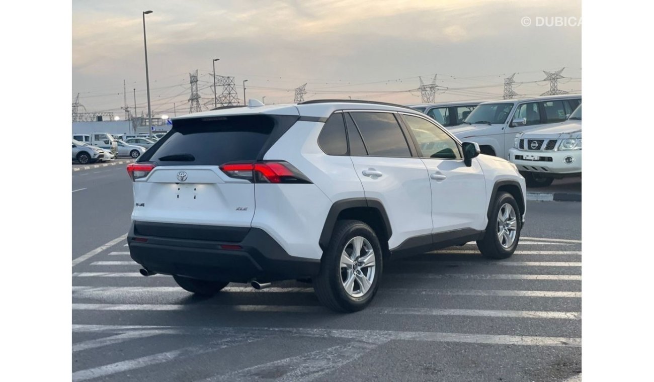 تويوتا راف ٤ 2020 Toyota RAV4 XLE 2.5L V4 -