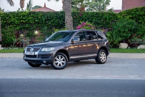 Volkswagen Touareg Highline 3.6L-6 Cylinder