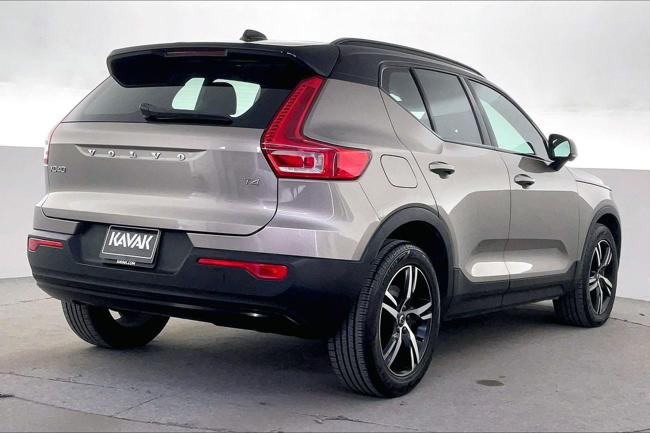 Volvo XC40 2.0 T4 190 FWD R-DESIGN AUTO | Guaranteed Warranty | 0 Down Payment