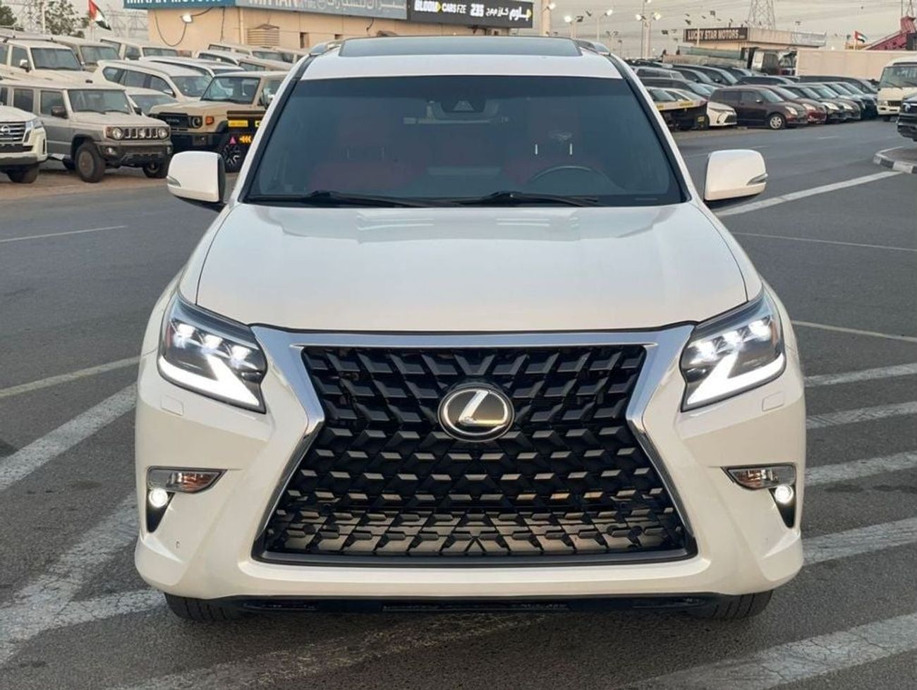 لكزس GX 460 2023 Lexus GX460 Luxury Platinum Full Option - 4.6L V8 - AWD 4x4 - Full Red 7 Seater - Radar & Senso