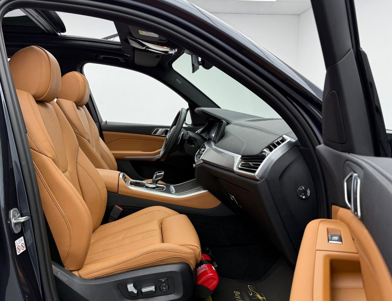 BMW X5 40i M Sport 3.0L 2022 BMW X5 xDrive40i M-Sport, 2027 BMW Warranty + Service Pack, Very Low Km, GCC