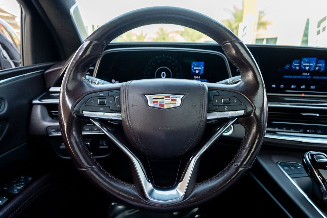 Cadillac Escalade Sport Platinum 6.2L 4WD