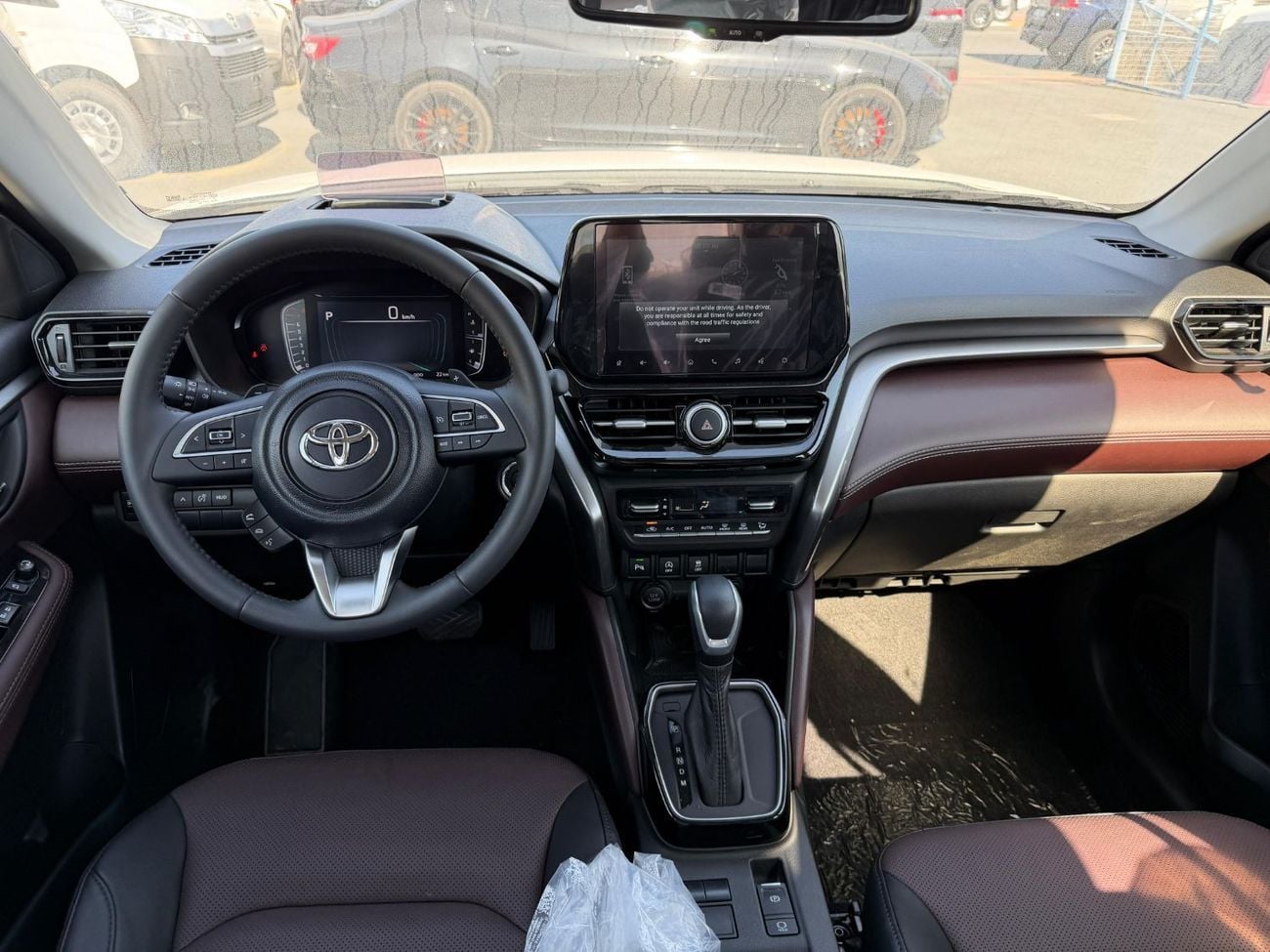 Toyota Urban Cruiser GLX 1.5L PETROL GLX AUTOMATIC TRANSMISSION ( FOR RE-EXPORT ONLY )