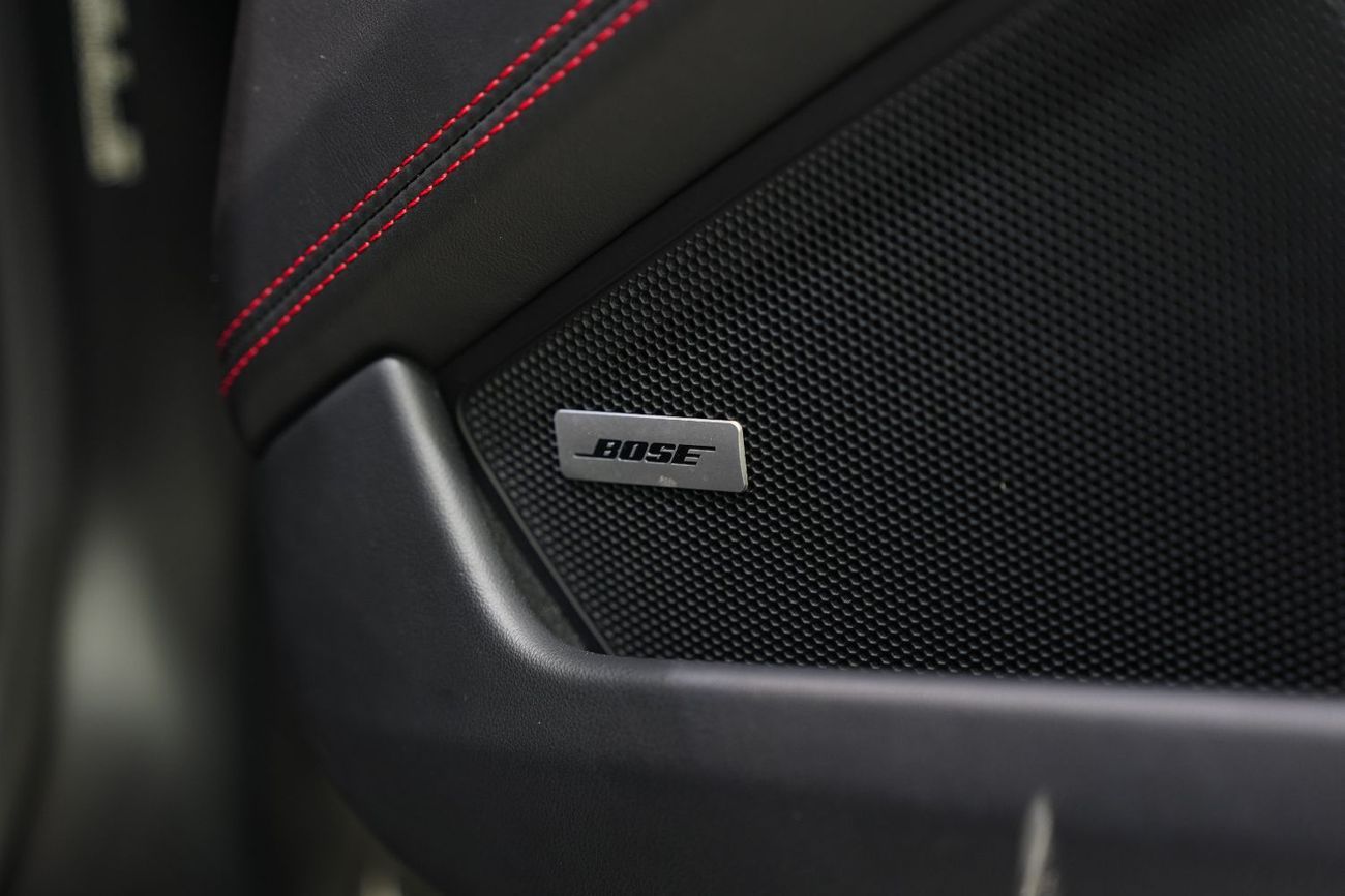 بورش 911 Carrera GTS 3.0L (450 HP) Convertible Bose Audio, Sport Chrono Package, Al Nabooda Warranty!!