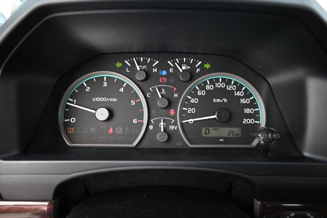 Toyota Land Cruiser 70 71  LX-Z 2.8L  4WD AUTOMATIC