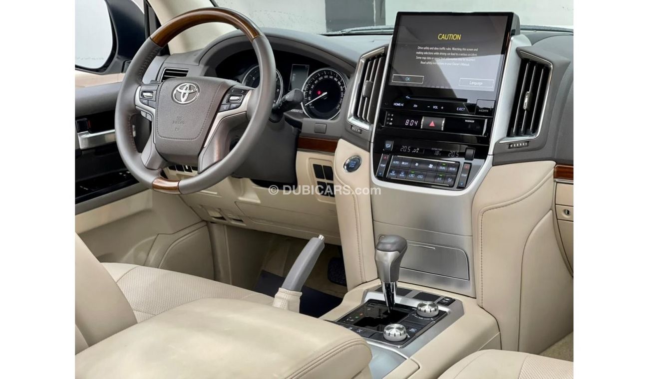 تويوتا لاند كروزر 2018 Toyota Land Cruiser GX-R, Service History, Warranty, GCC