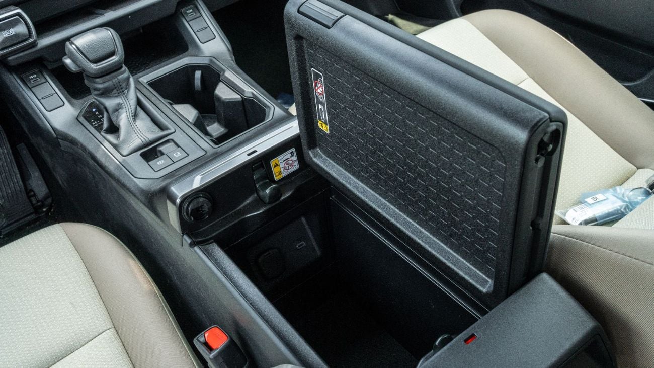 Toyota RAV4 2026 Toyota Rav4 LE 2.0L AT Petrol FWD (Gray-Beige)