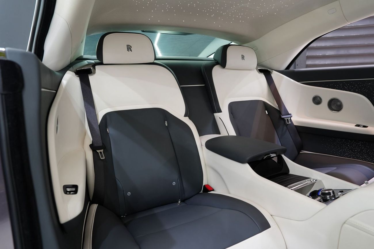 رولز رويس سبيكتر Standard Two-Tone, Bespoke Audio, Starlight, Illuminated Fascia, Dealer Warr + Serv!!