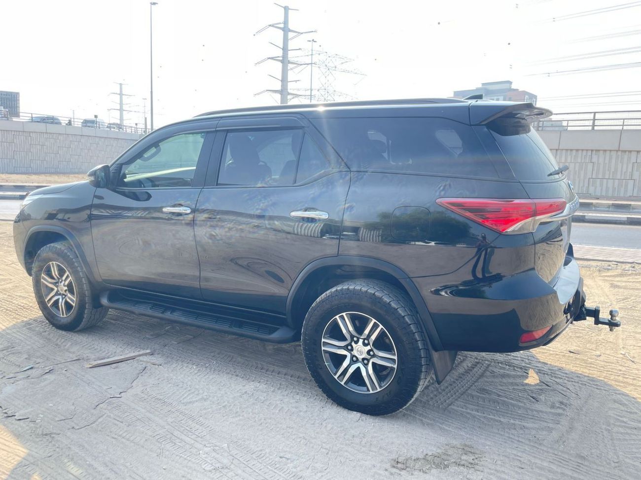 Toyota Fortuner diesel 2.8 liter ,right hand drive only for export available