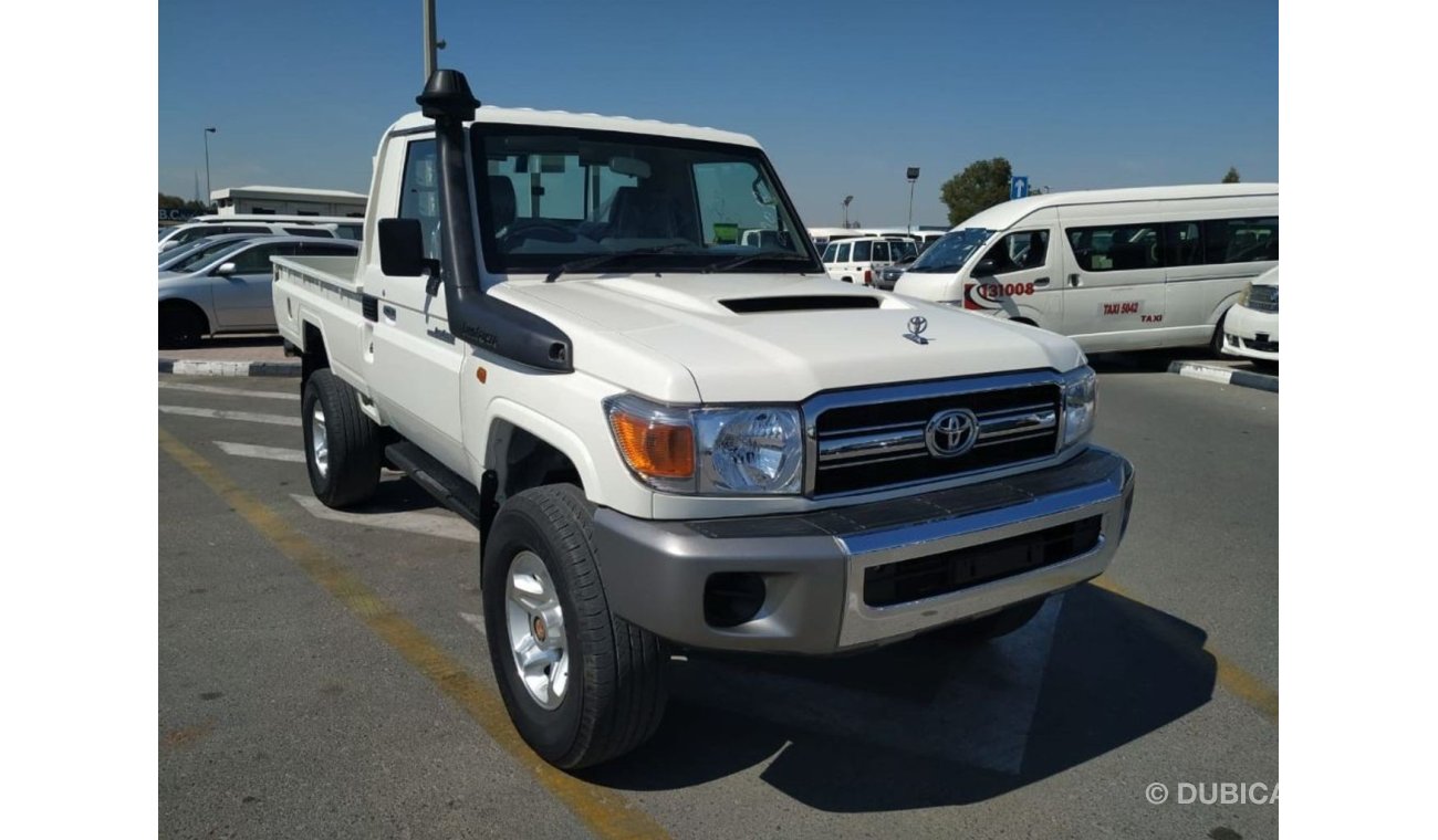 Toyota Land Cruiser Pick Up Land Cruiser RIGHT HAND DRIVE (Stock no PM 106 )