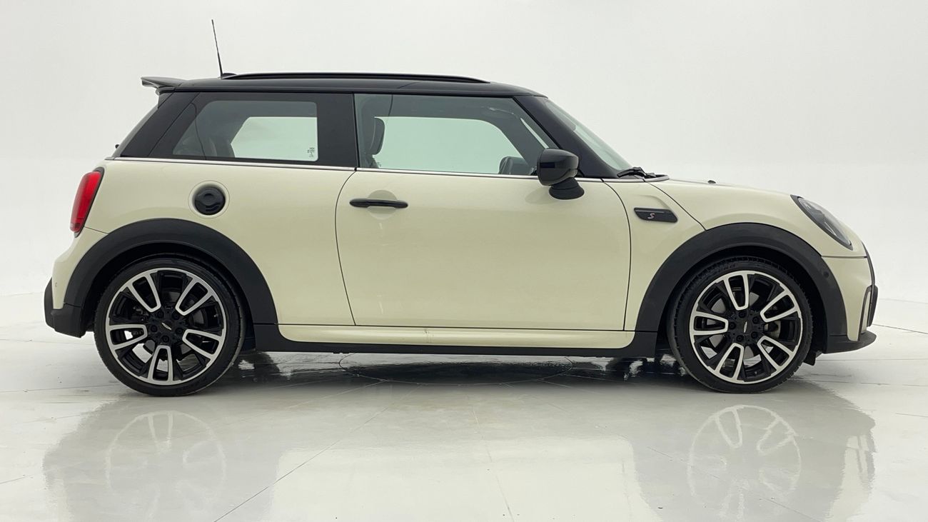 ميني كوبر JOHN COOPER WORKS 2 | بدون دفعة مقدمة | اختبار القيادة في المنزل