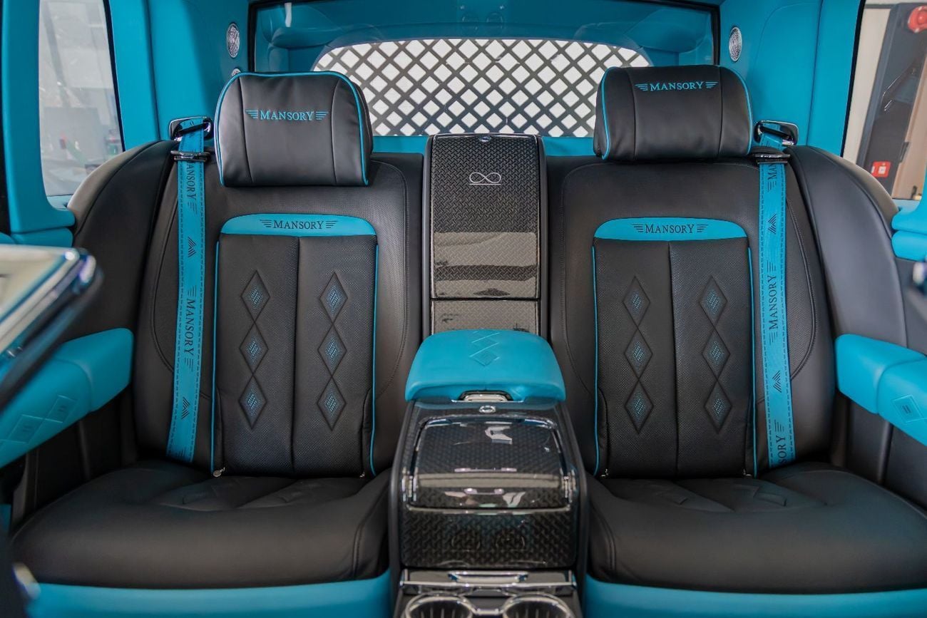 Rolls Royce Cullinan Rolls Royce Cullinan Mansory Original Exterior and Interior - 2023 Perfect Condition