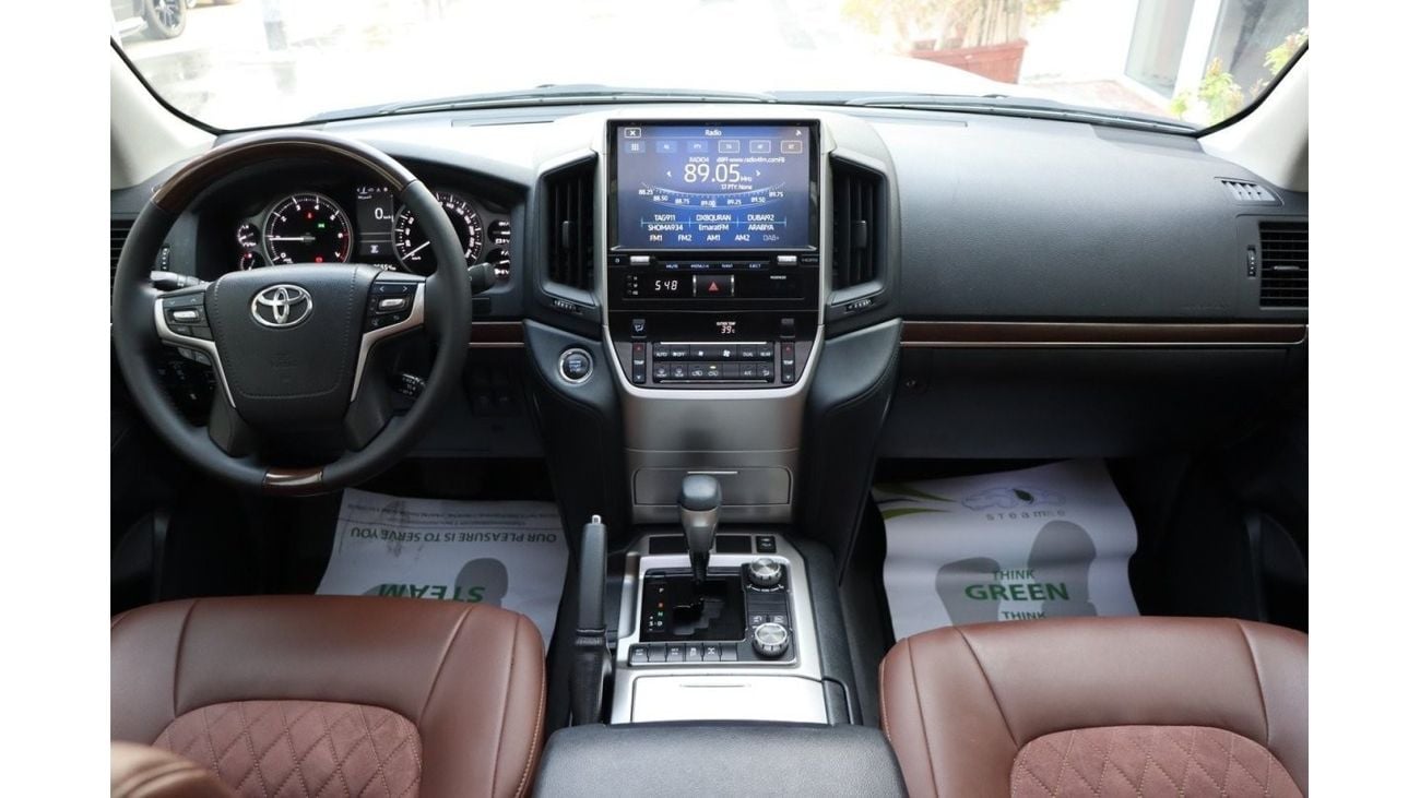 Toyota Land Cruiser GXR GT Toyota Land Cruiser GX.R Grand Touring / V6 / 2019 / GCC / Free Accident  / Only 86,000KM