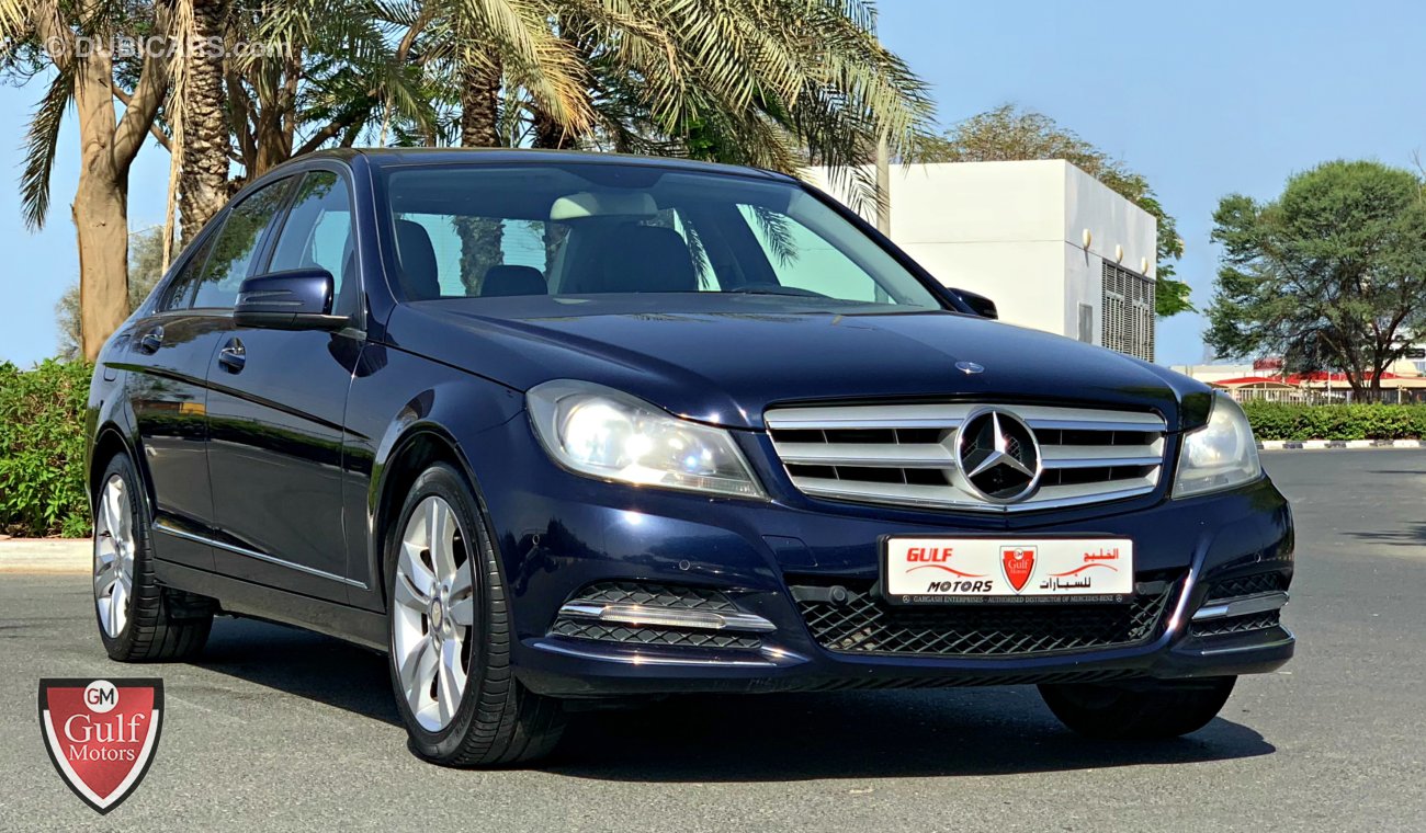 مرسيدس بنز C200 EXCELLENT CONDITION