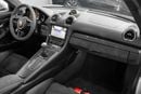 Porsche 718 Cayman GT4 4.0L (414 HP) M/T
