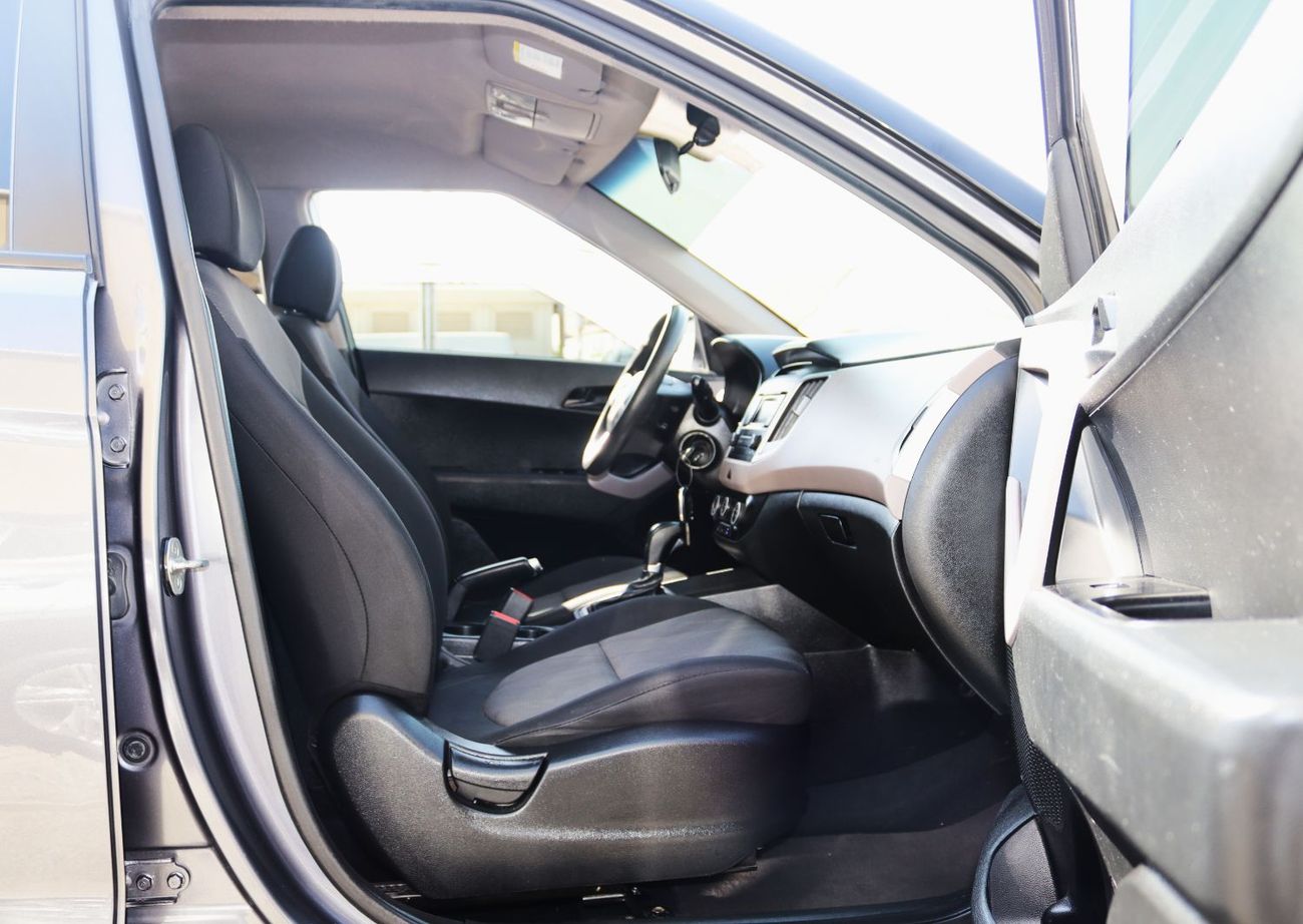 هيونداي كريتا هيونداى كريتا -2020 - خليجى بدون حوادث - محرك 1.6L - ممشى 88000 بحاله ممتازه