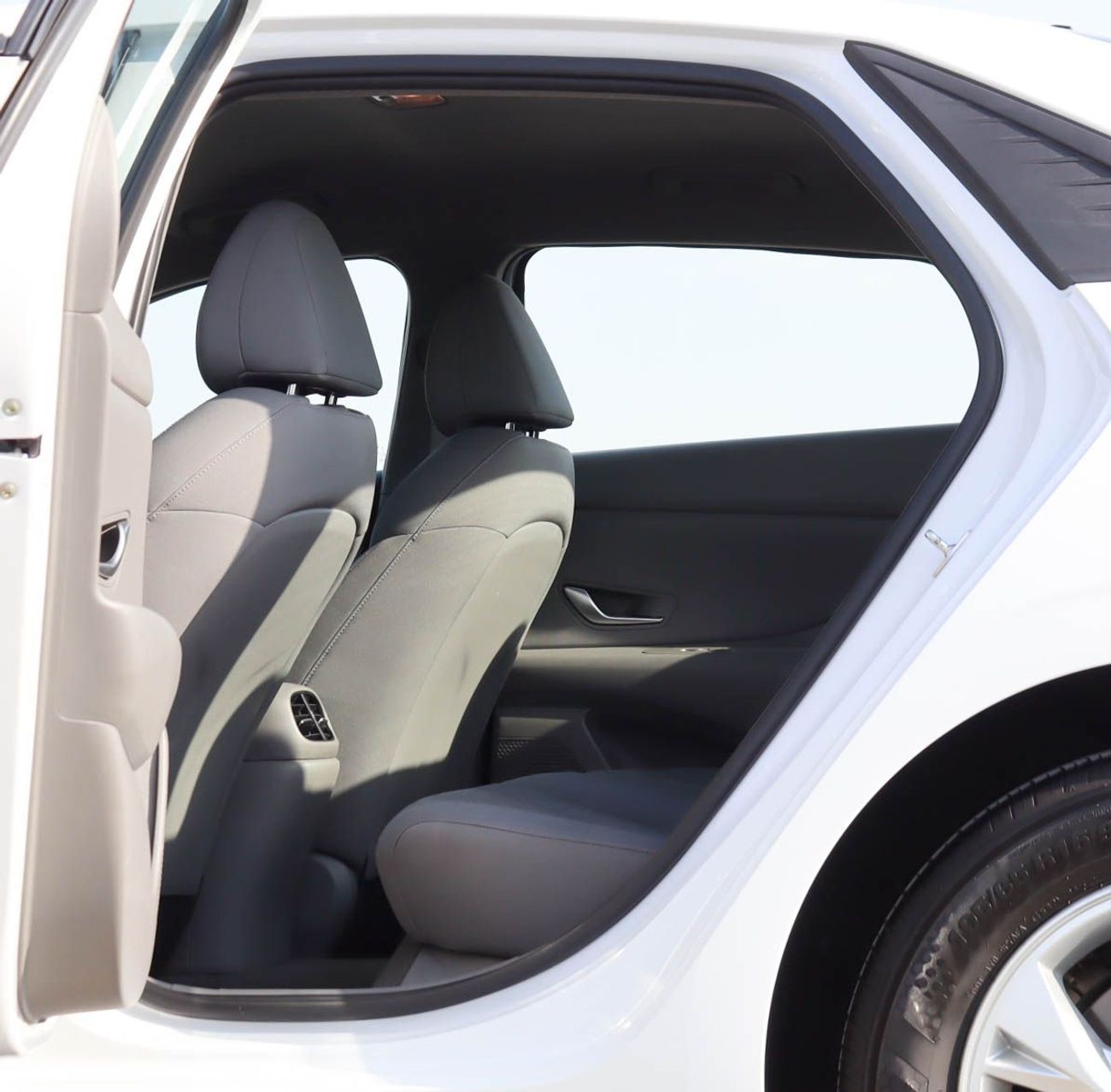 Hyundai Elantra Smart 1.6L Hyundai Elantra 2022 GCC 1.6 L accident-free,  in excellent condition, 706 P.M