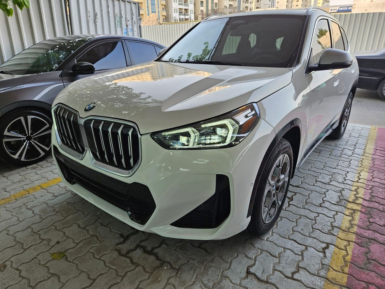 بي أم دبليو X1 xDrive 28i