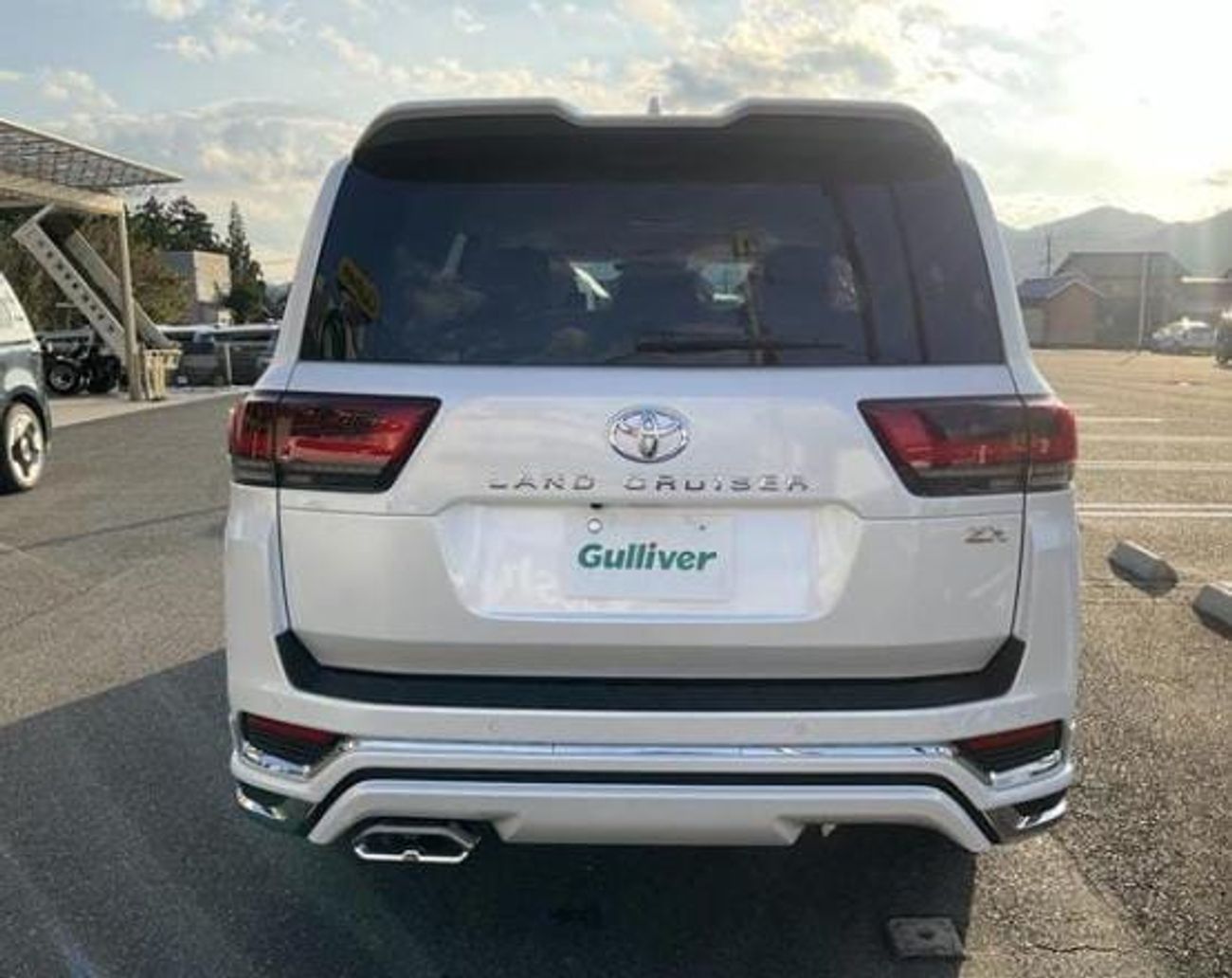 تويوتا لاند كروزر Rhd zx petrol Auto Right-Hand drive Brand-new full options