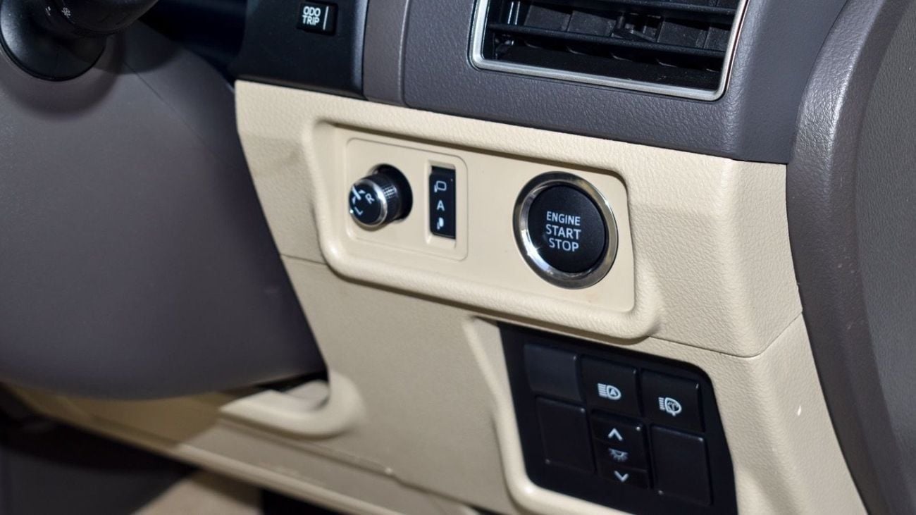 تويوتا برادو Toyota prado RHD petrol engine model 2023