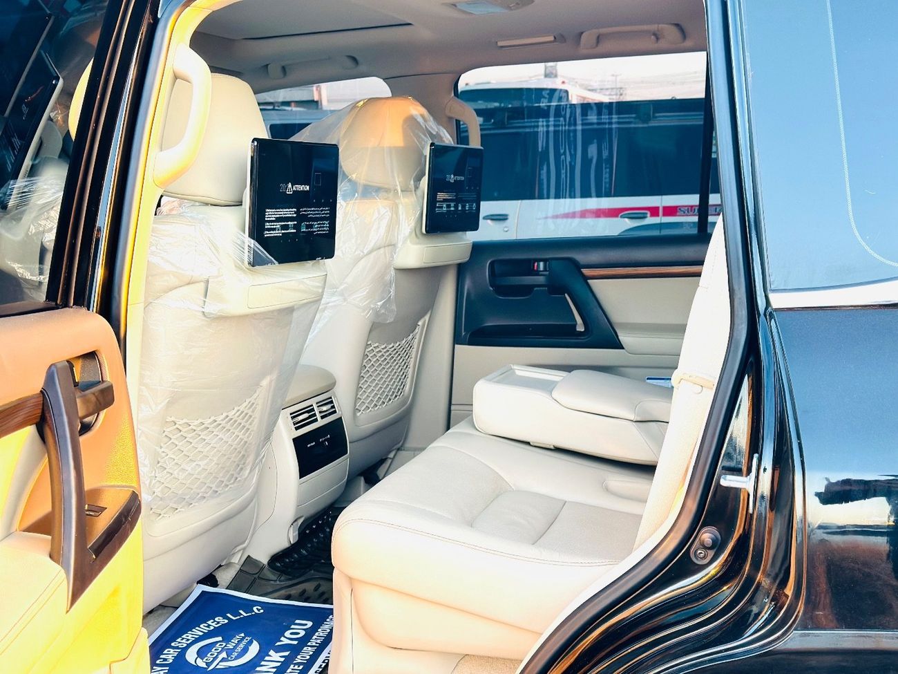 تويوتا لاند كروزر GXR 4.0L (271 HP) 4WD