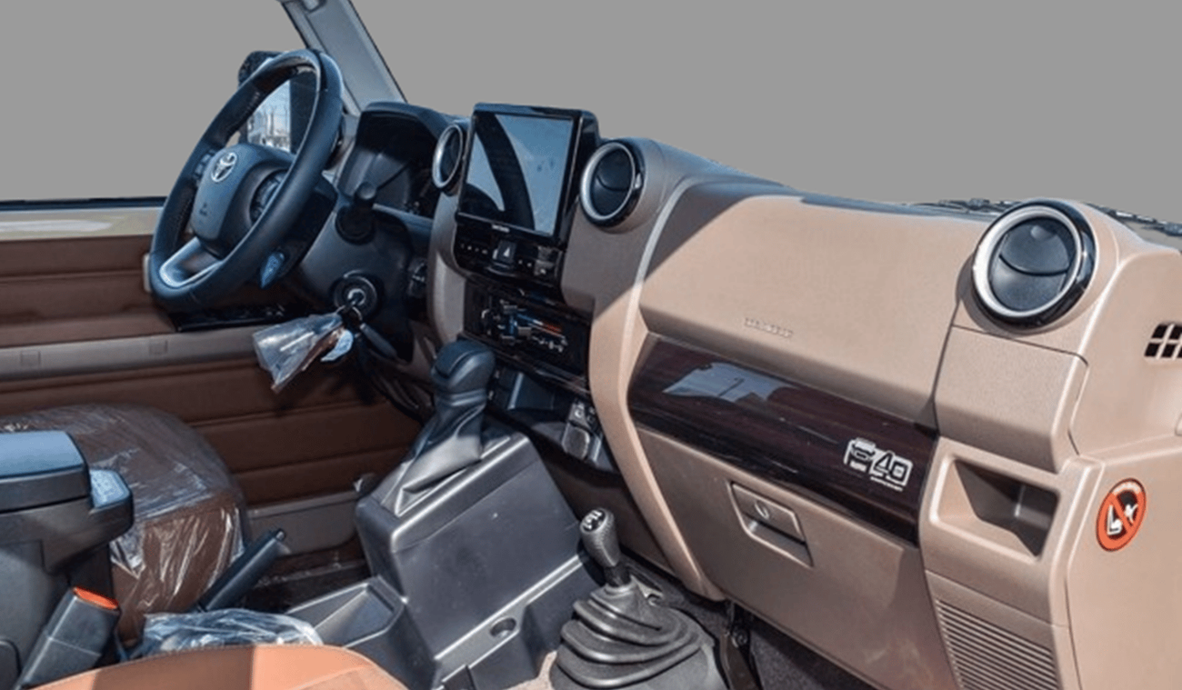Toyota Land Cruiser 70 ECTTAE002 - Toyota LC76 Hardtop 5 Doors -  4.0L Petrol Auto – Beige – Full Options