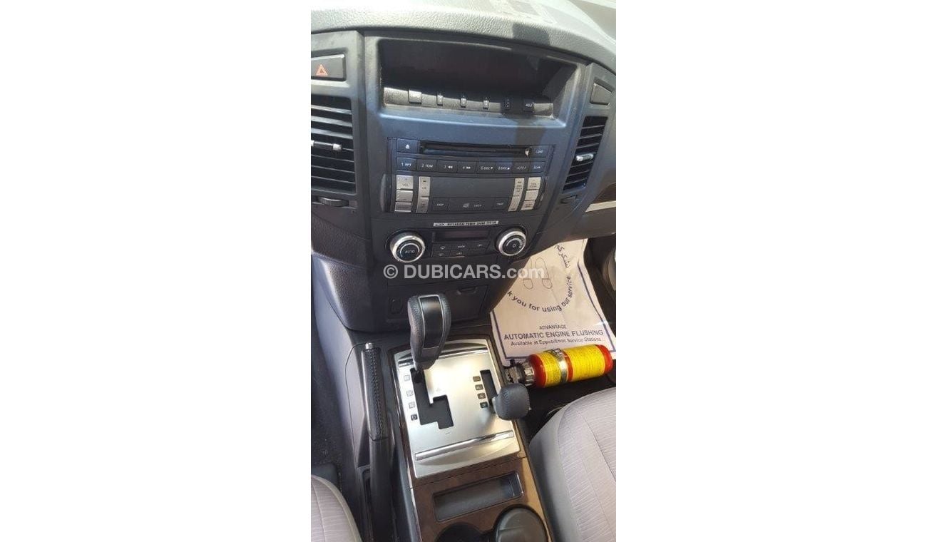 Mitsubishi Pajero 3 door med option  perfect condition