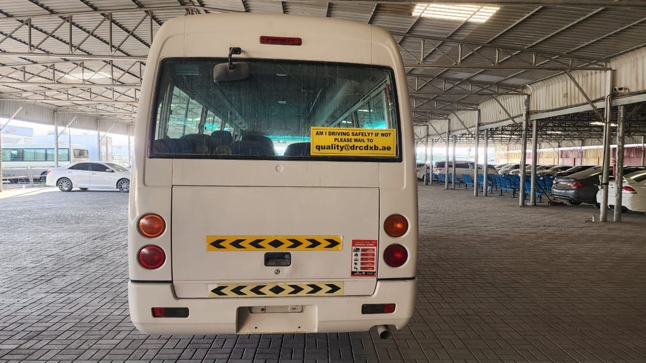 Mitsubishi Rosa BUS/ DIESEL ENGINE/ M/T / GCC REGISTERED / 28 SEATS / LOT # 20638