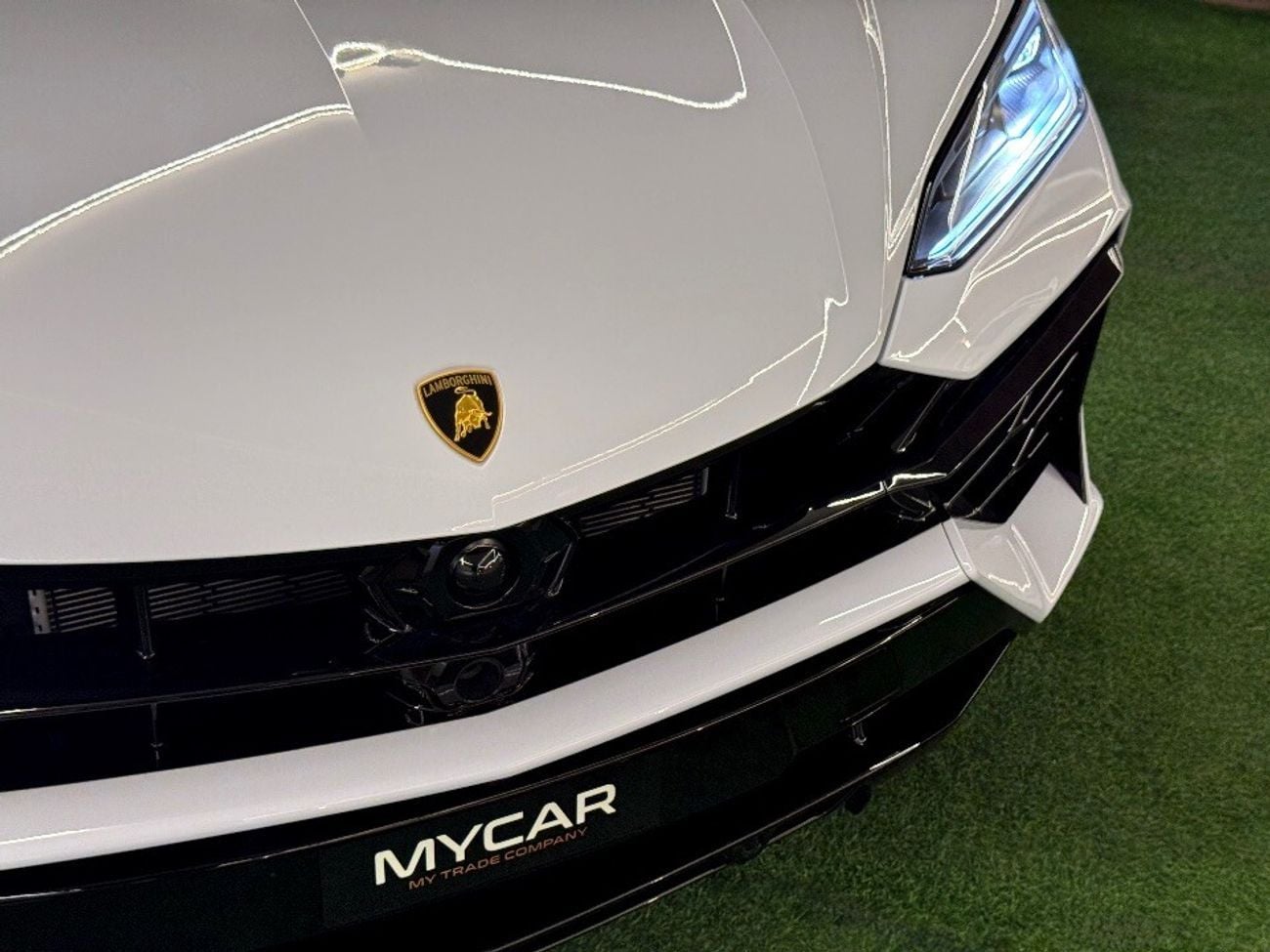 Lamborghini Urus LAMBORGHINI SE 2026 800 HP | 23” TIRE | NIGHT VISION | HEAD UP | HIGHWAY PAKET | FULL OPTION