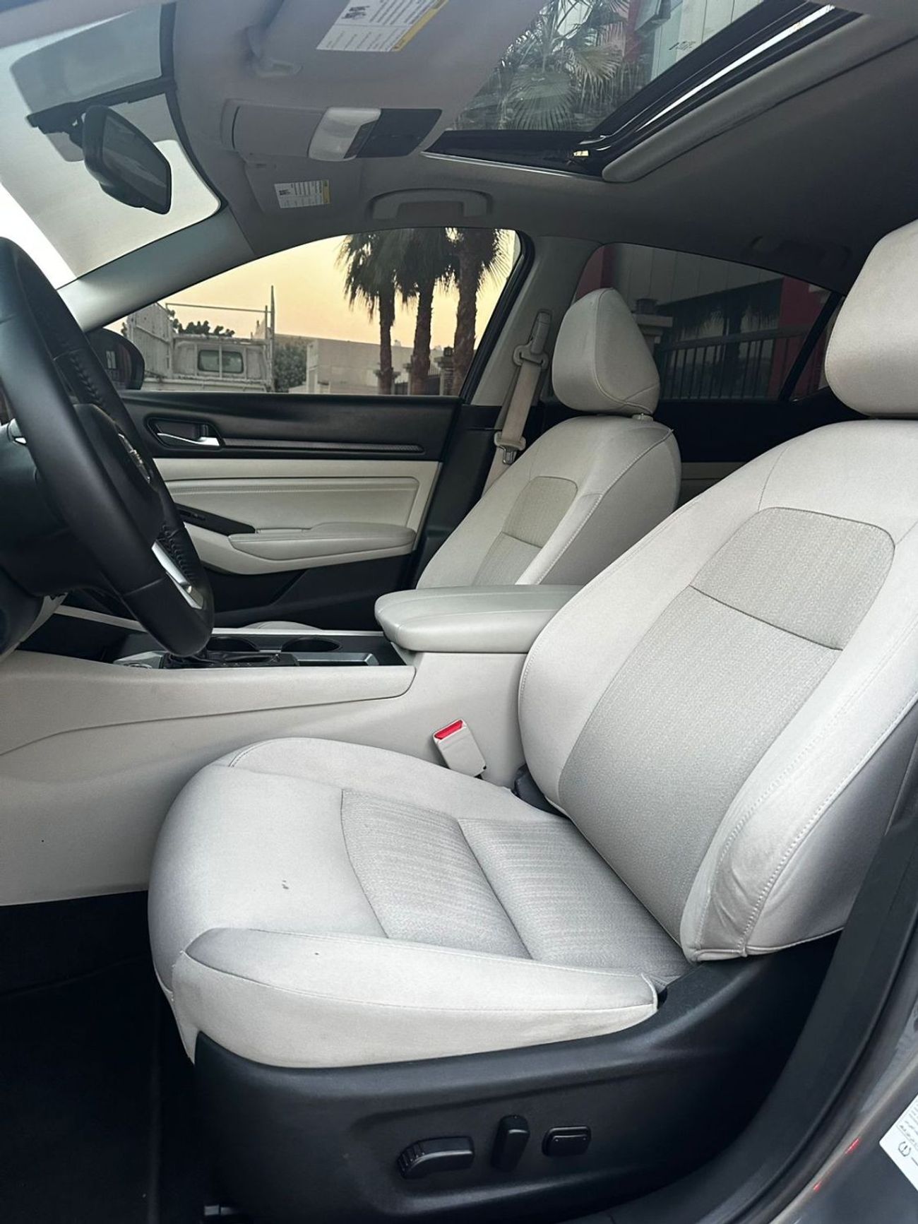 نيسان ألتيما نيسان التيما اس ڤي  موديل : 2019 المطلوب 53,000 درهم  الممشى 117,000 كم  مواصفات خليجية , فتحه ، شاش