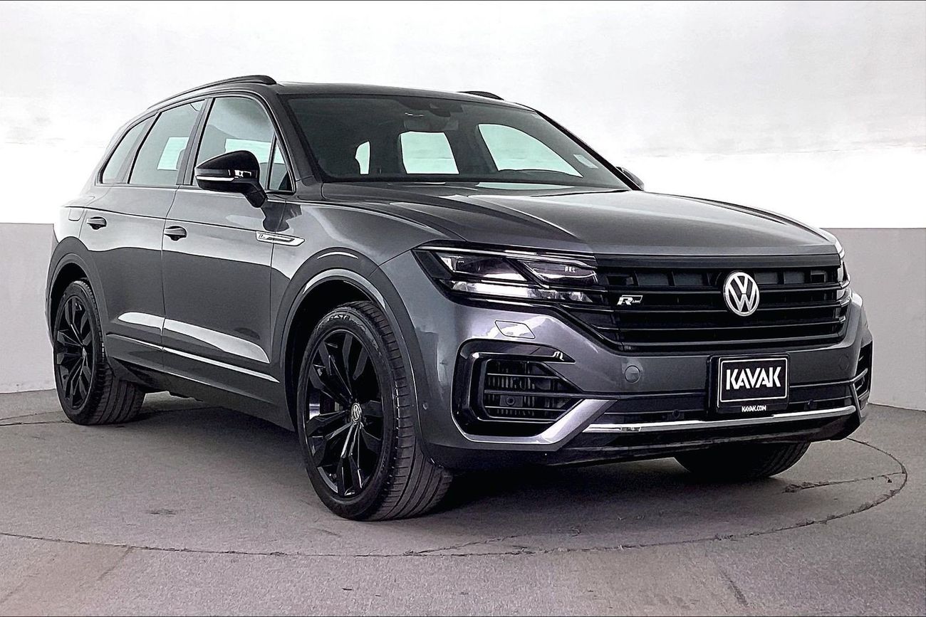Volkswagen Touareg R-Line | Guaranteed Warranty | 0 Down Payment