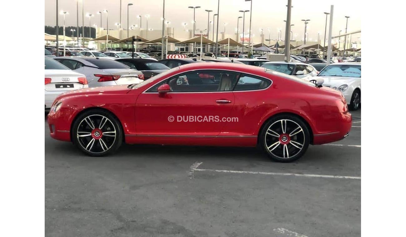 Bentley Continental GT Bentely model 2006 one owner full original paint prefect condition outside and inside full option